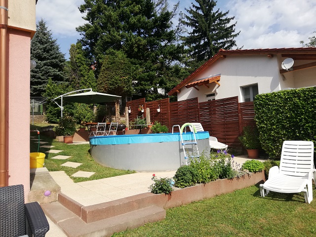 FO 102  Schönes Ferienhaus mit Pool,Wlan, Klima für 9 Personen in ruhiger Lage